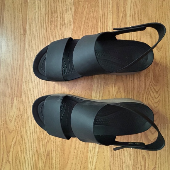 Crocs platform sandals - Picture 2 of 3
